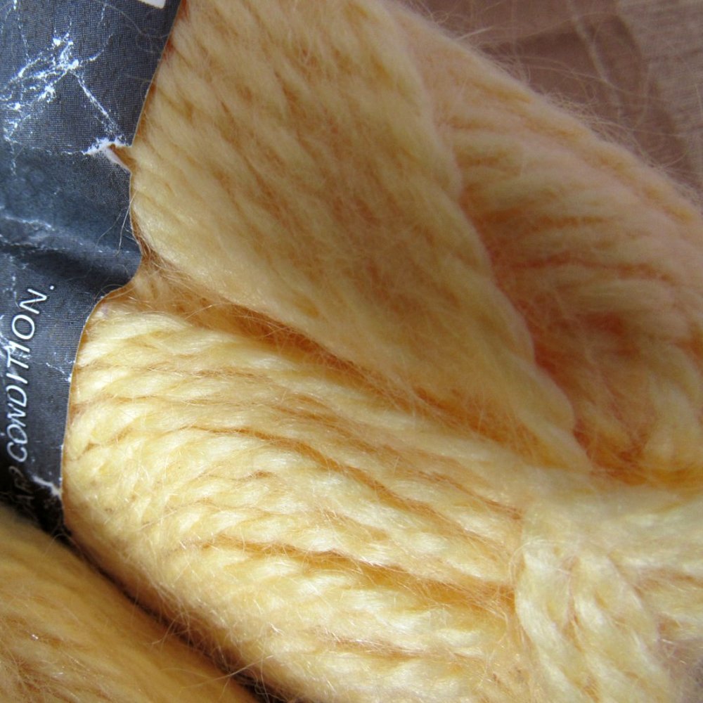 Lot 5 sks Patons Charm Yarn, Wool Blend, Yellow(1699), 50g each